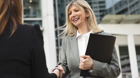 empowered-business-women-working-city